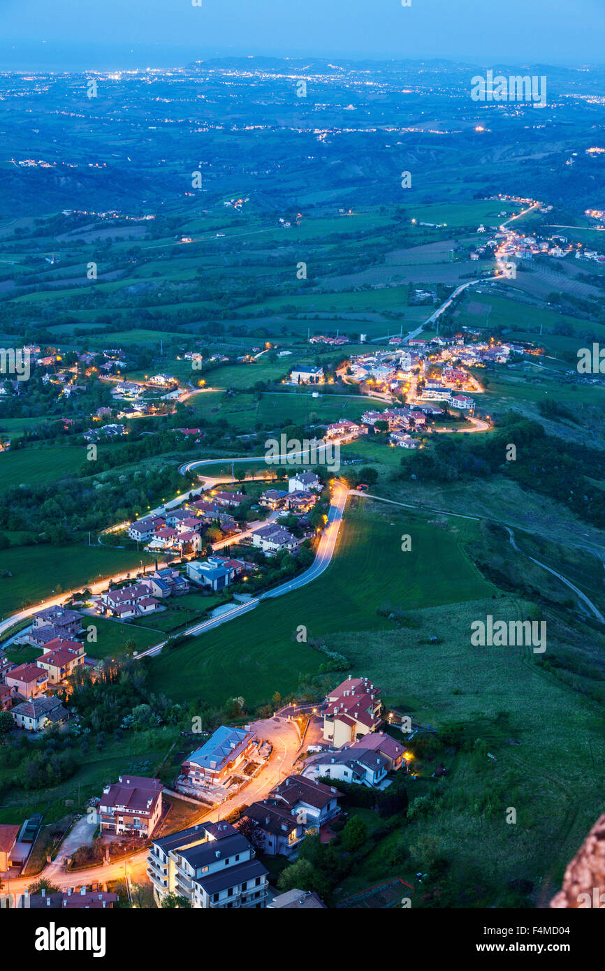 Vista aus San Marino zum Adriatischen Meer. Stockfoto