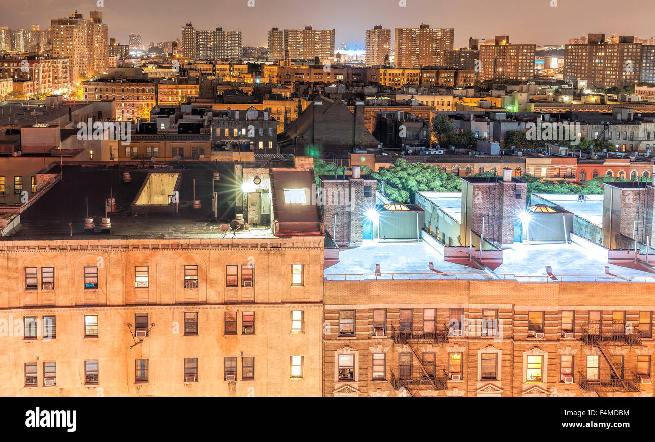 Harlem Nachbarschaft in der Nacht, New York City, USA. Stockfoto