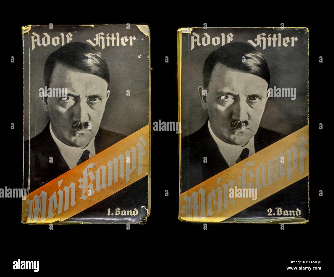 Band 1 und 2 des deutschen Buch Mein Kampf / Mein Kampf, autobiographischen Manifest von Nazi-Führer Adolf Hitler Stockfoto