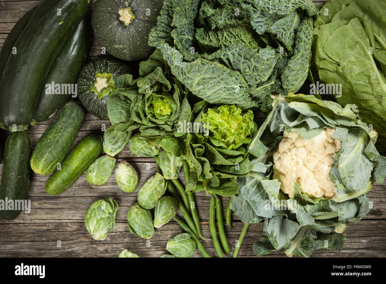 Sortiment von grünem Gemüse Stockfoto