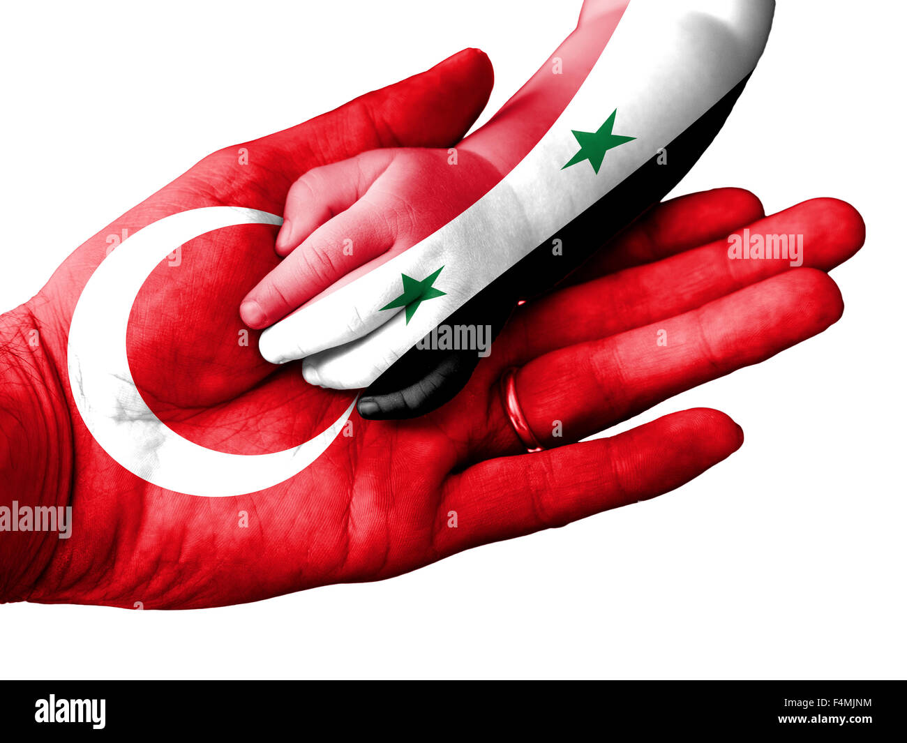 Flagge der Türkei überlagert die Hand eines erwachsenen Mannes, die im Besitz einer Baby-Hand mit der Flagge Syriens überdruckt Stockfoto