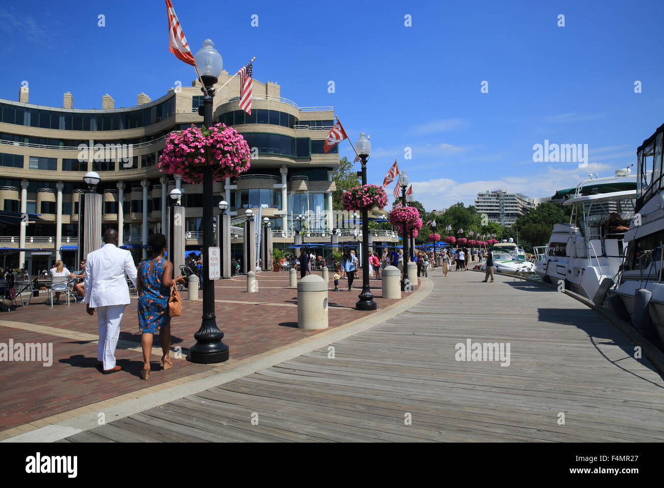 Im Watergate-Komplex am Washington DC Hafen auf dem Potomac River in Georgetown, USA Stockfoto