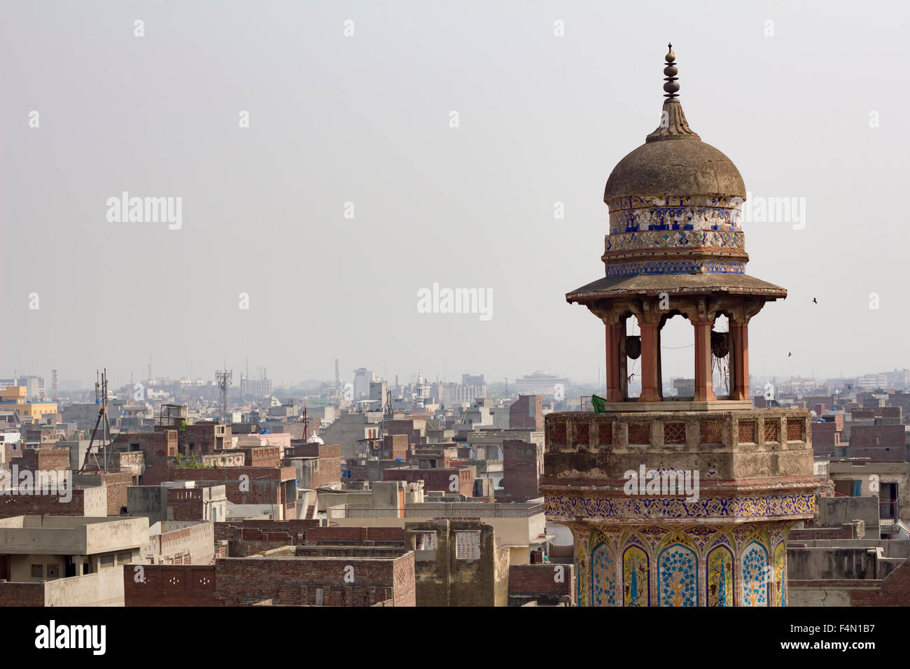 Details der schönen Wazir Khan Moschee in der Altstadt von Lahore, Pakistan Stockfoto