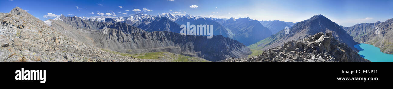 Malerischen Panorama des Tien-Shan-Gebirges in Kirgisistan Stockfoto