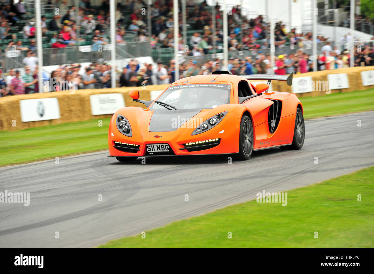 Eine orange Sin R1 Supersportwagen auf dem Goodwood Festival of Speed im Vereinigten Königreich. Stockfoto