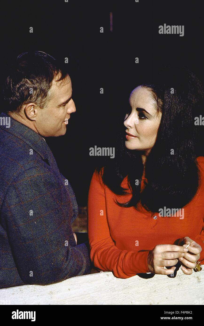 Marlon Brando, Elizabeth Taylor / Reflexion In A Golden Eye 1966 unter der Regie von John Huston Stockfoto