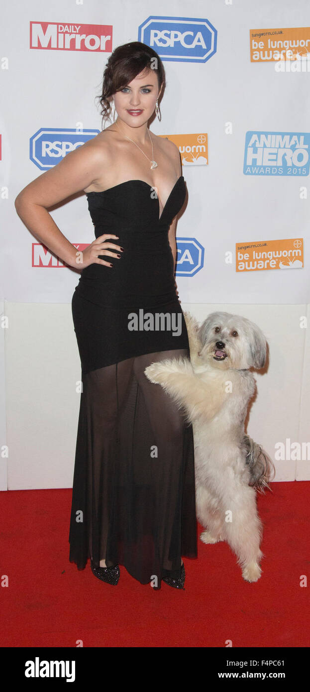 London, UK. 21. Oktober 2015.  Ashleigh Butler Wit Pudsey. Täglicher Spiegel & RSPCA Tier Hero Awards, roten Teppich eingetroffen. Bildnachweis: Nick Savage/Alamy Live-Nachrichten Stockfoto