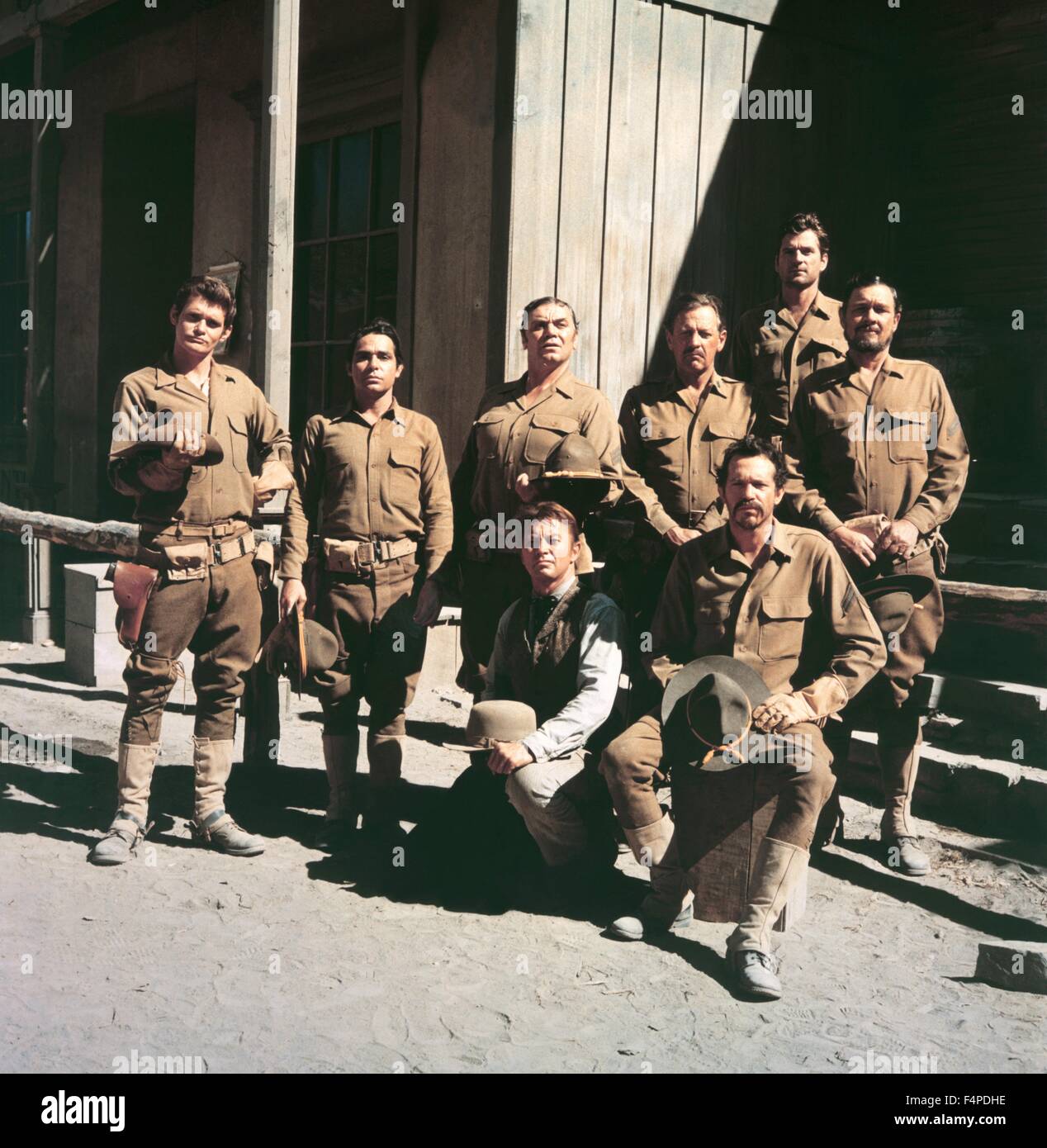 Bo Hopkins, Jaime Sanchez, Ernest Borgnine, Rayford Barnes, William Holden, Ben Johnson, Warren Oates / The Wild Bunch 1969 unter der Regie von Sam Peckinpah Stockfoto