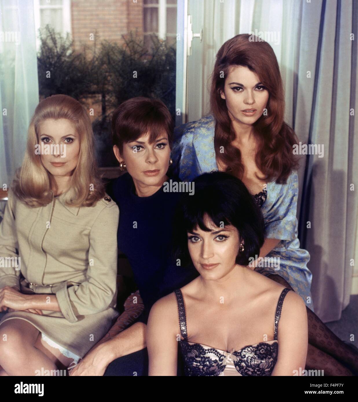 Catherine Deneuve, Geneviève Page, Françoise Fabian und Maria Latour / Belle de Jour / 1966, Regie: Luis Bunuel Stockfoto