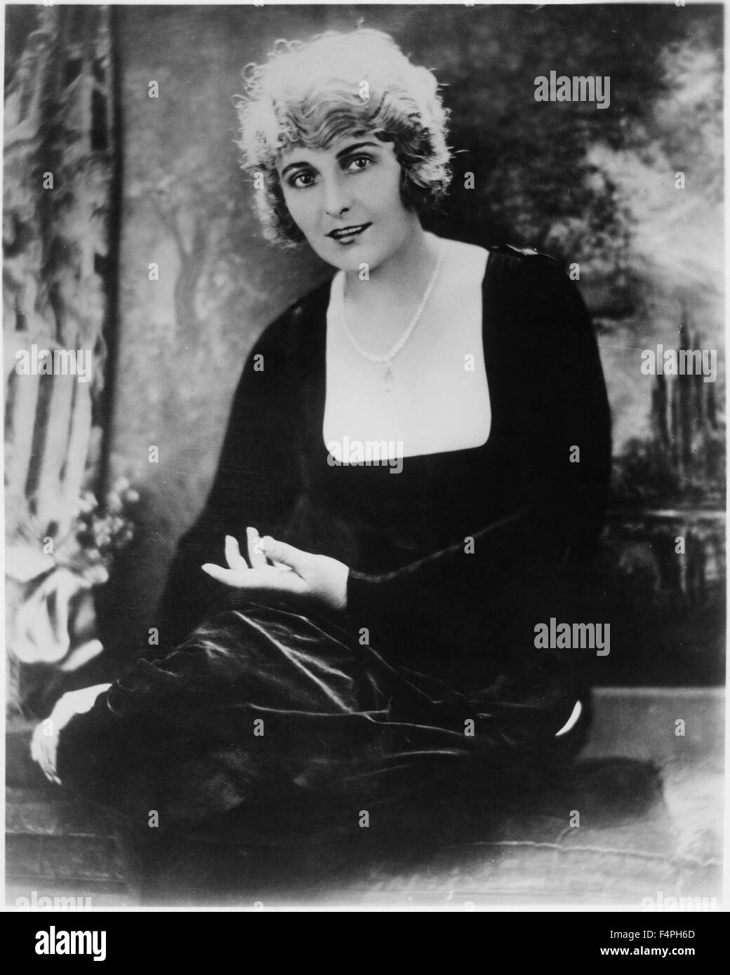 Perlweiß, Portrait, ca. 1916 Stockfoto