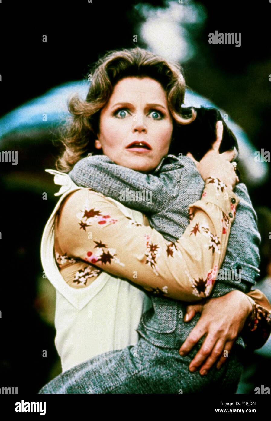 Lee Remick und Harvey Stephens / das Omen / 1976 unter der Regie von Richard Donner [Twentieth Century Fox Film] Stockfoto