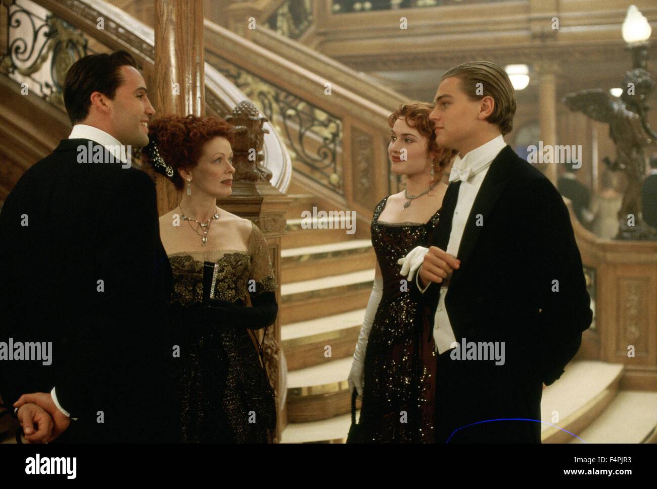 Billy Zane, Frances Fisher, Kate Winslet und Leonardo DiCaprio / Titanic / 1997 unter der Regie von James Cameron [zwanzigsten Jahrhundert Fox Pictures] Stockfoto