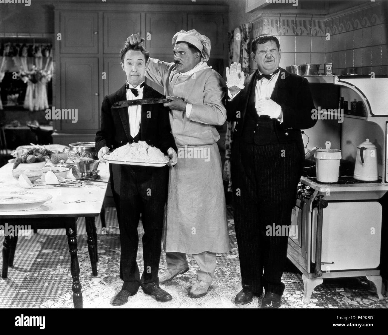 Stan Laurel und Oliver Hardy / von der Suppe bis Muttern / 1928 unter der Regie von Edgar Kennedy [Metro-Goldwyn-Mayer Bilder] Stockfoto