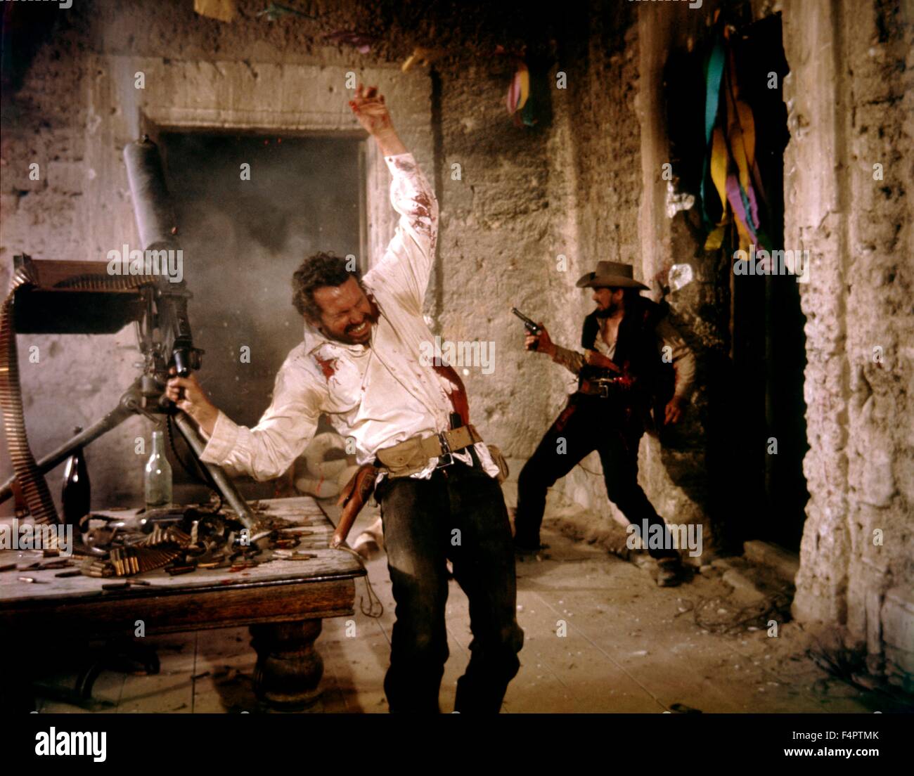 Warren Oates und Ben Johnson / The Wild Bunch / 1969 unter der Regie von Sam Peckinpah [Warner Bros Pictures] Stockfoto