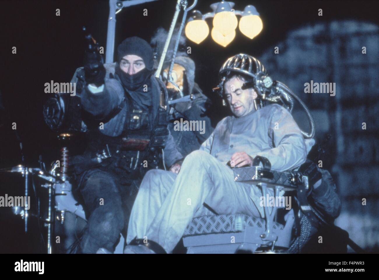 Robert De Niro und Jonathan Pryce / Brasilien / 1985 unter der Regie von Terry Gilliam [Botschaft International Pictures] Stockfoto
