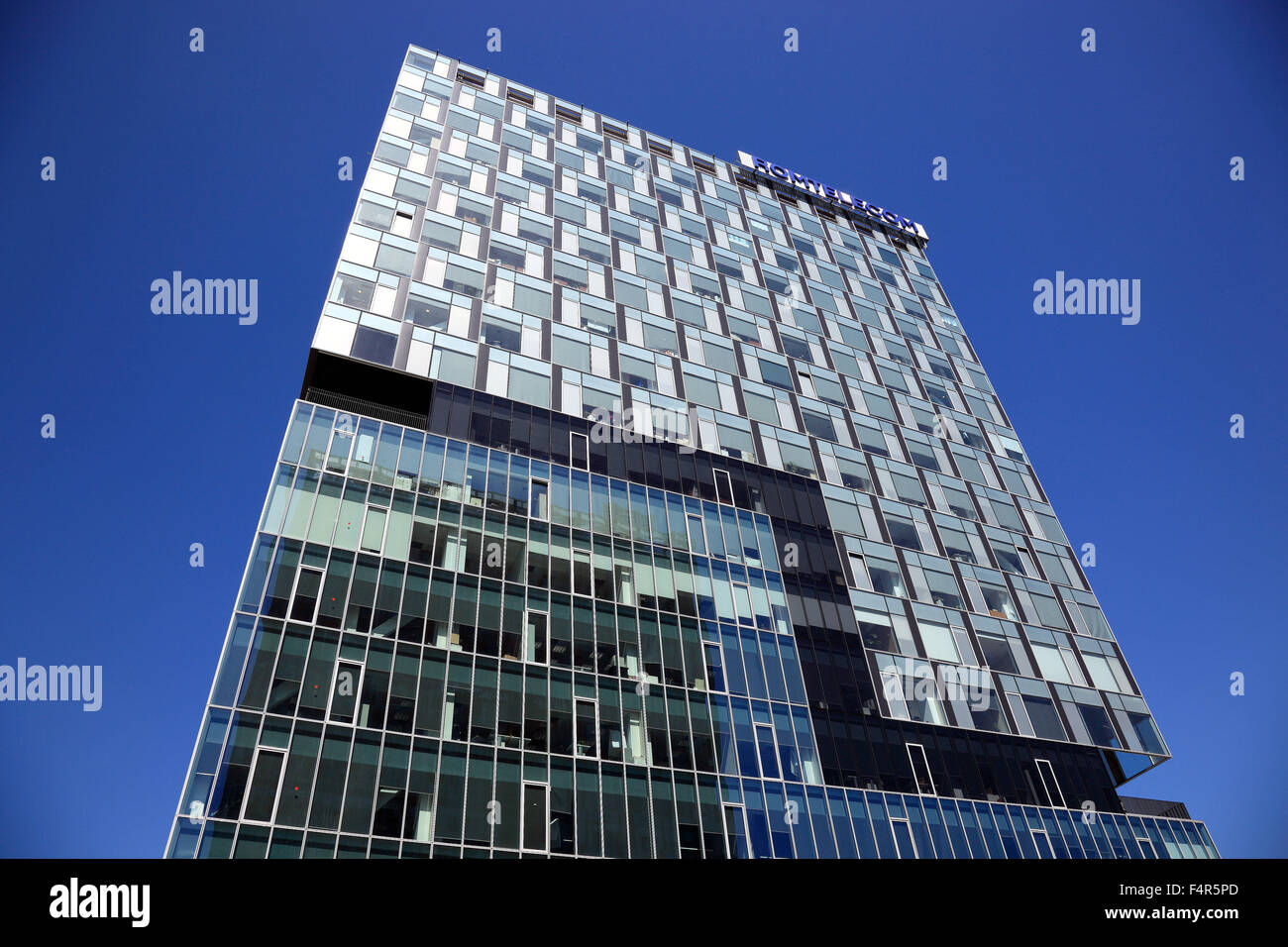 City Gate Towers, Turnurile Portile Orasului sind zwei Klasse A Bürogebäude befindet sich in Bukarest, Rumänien Stockfoto