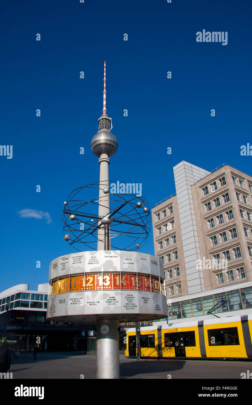 Berlin, Deutschland, Europa, Alexander Platz, Fernsehturm, Fernsehturm, Weltzeituhr, Urania, Uhr, Planeten, Stockfoto