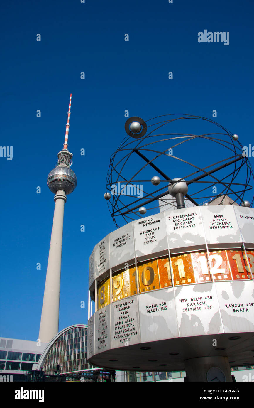 Berlin, Deutschland, Europa, Alexander Platz, Fernsehturm, Fernsehturm, Weltzeituhr, Urania, Uhr, Planeten, Stockfoto