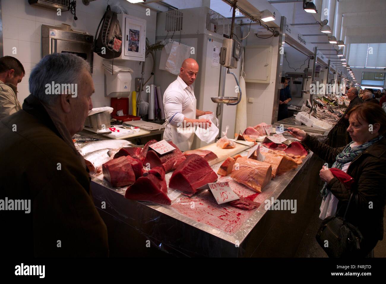 Verkauf von Thunfisch, Fisch Markt, Cádiz, Andalusien, Spanien, Europa Stockfoto