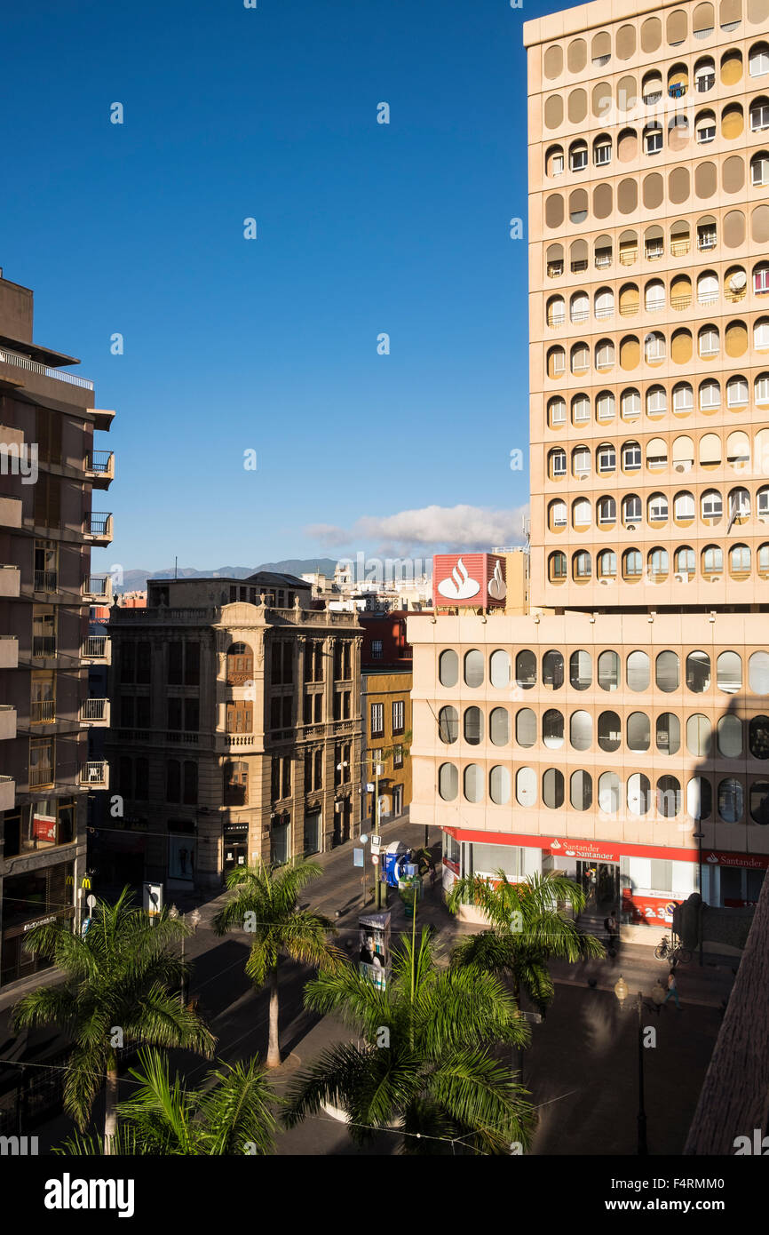 Banco Santander Hauptsitz in Plaza de Candelaria, Santa Cruz, Teneriffa, Kanarische Inseln, Spanien. Stockfoto