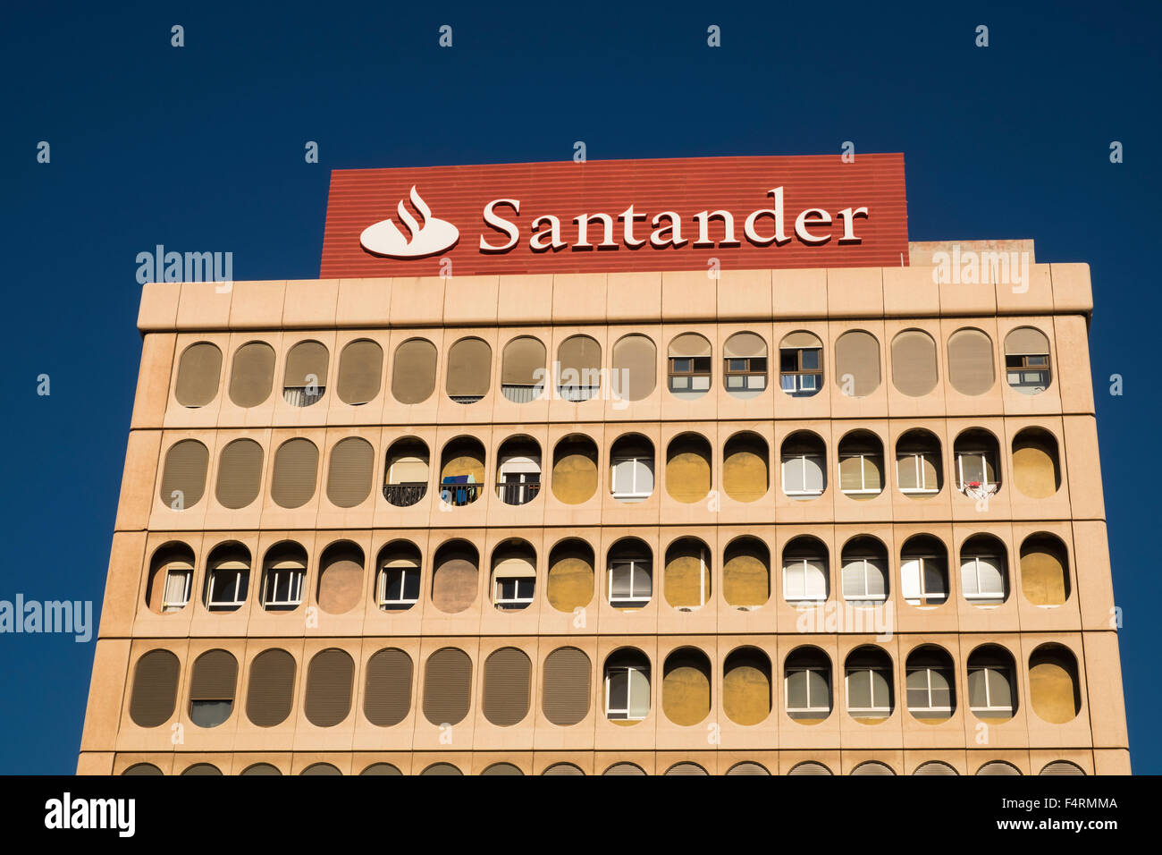 Banco Santander Hauptsitz in Plaza de Candelaria, Santa Cruz, Teneriffa, Kanarische Inseln, Spanien. Stockfoto