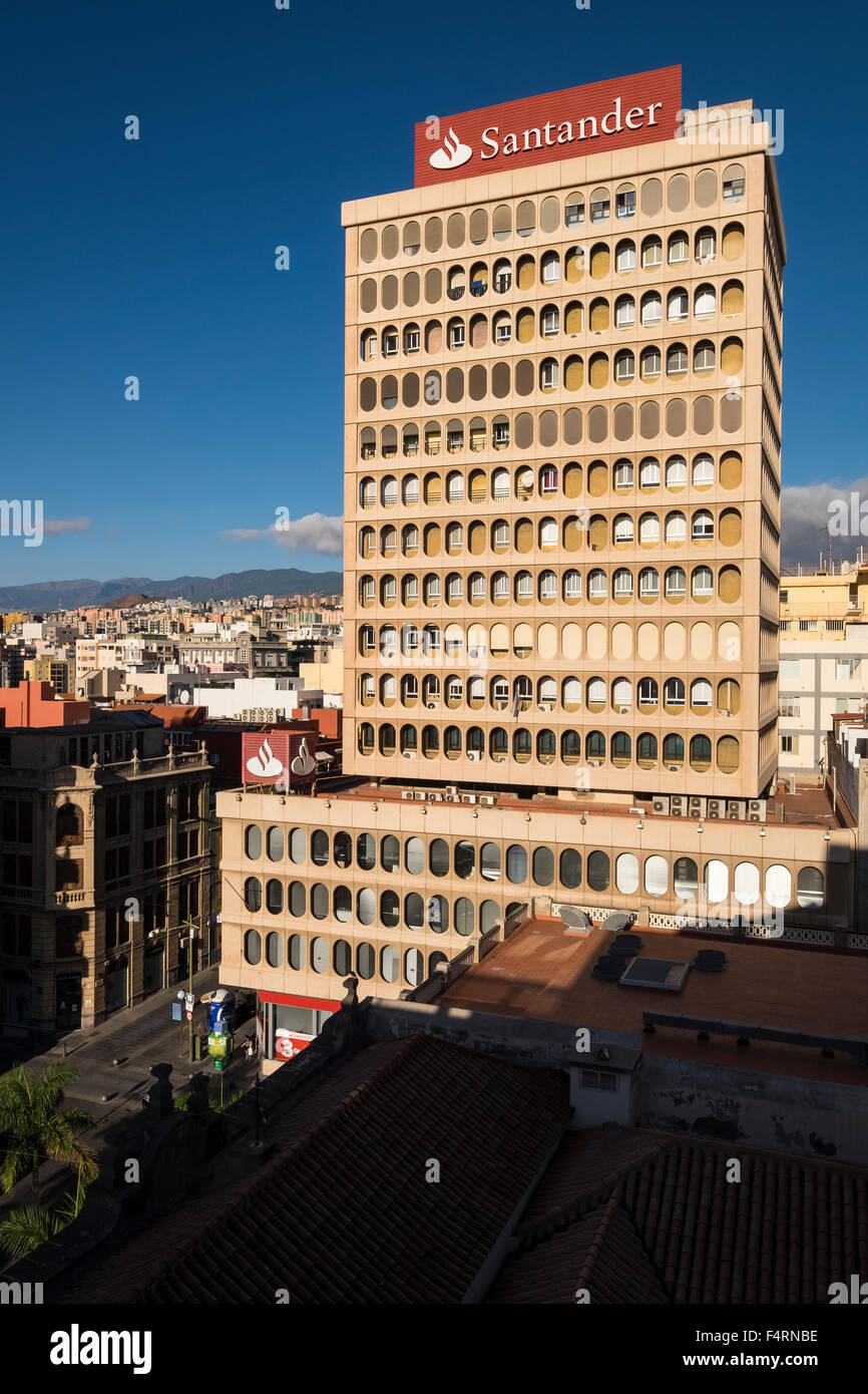 Banco Santander Hauptsitz in Plaza de Candelaria, Santa Cruz, Teneriffa, Kanarische Inseln, Spanien. Stockfoto