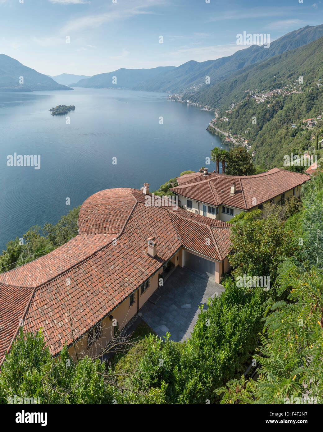 Schweiz, Europa, Ronco Sopra Ascona, Tessin, Villa Hügel, Lago Maggiore, Isola Brissago, Landschaft, Wasser, Sommer, Berg Stockfoto