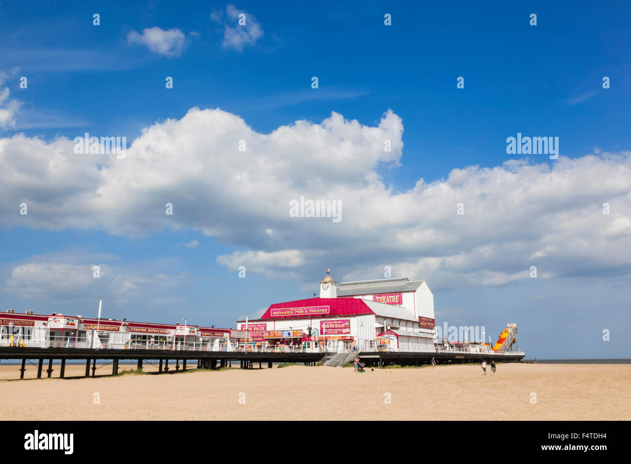 England, Norfolk, Great Yarmouth, Great Yarmouth Strand und Pier Stockfoto