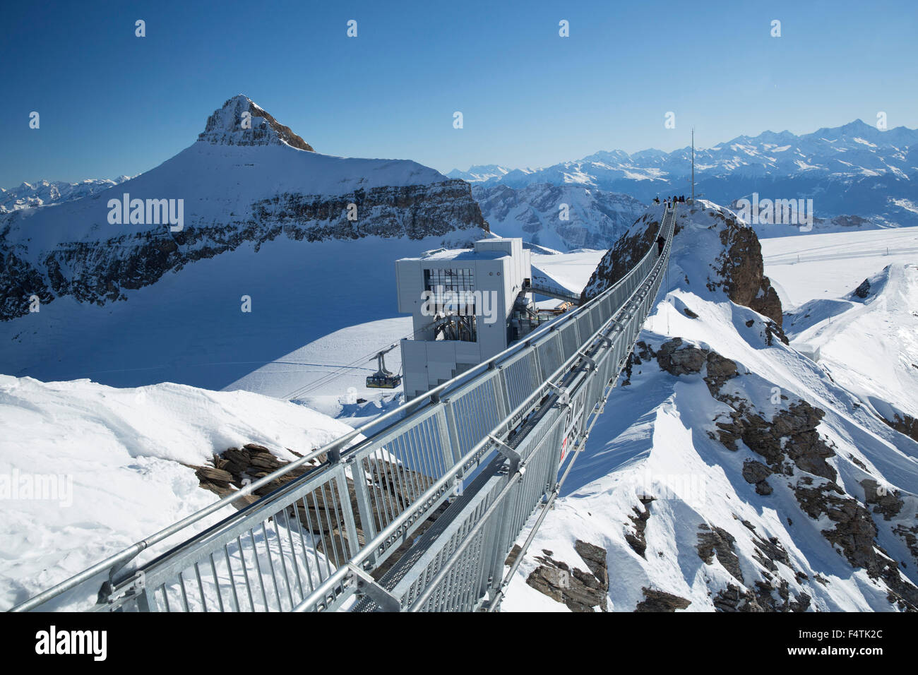Peak-Spaziergang am Glacier 3000, Stockfoto