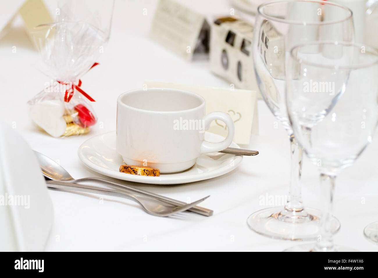 Nahaufnahme von einer Hochzeit Tischdekoration Stockfoto