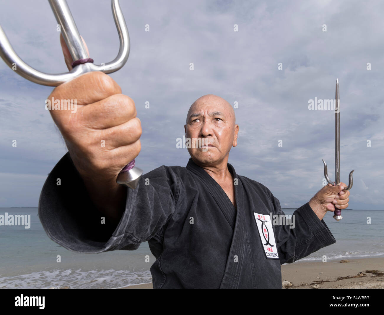 Kensho Tokumura Hanshi 9. Dan Ryukyu Dento Kobujutsu Hozon Budo Kyokai