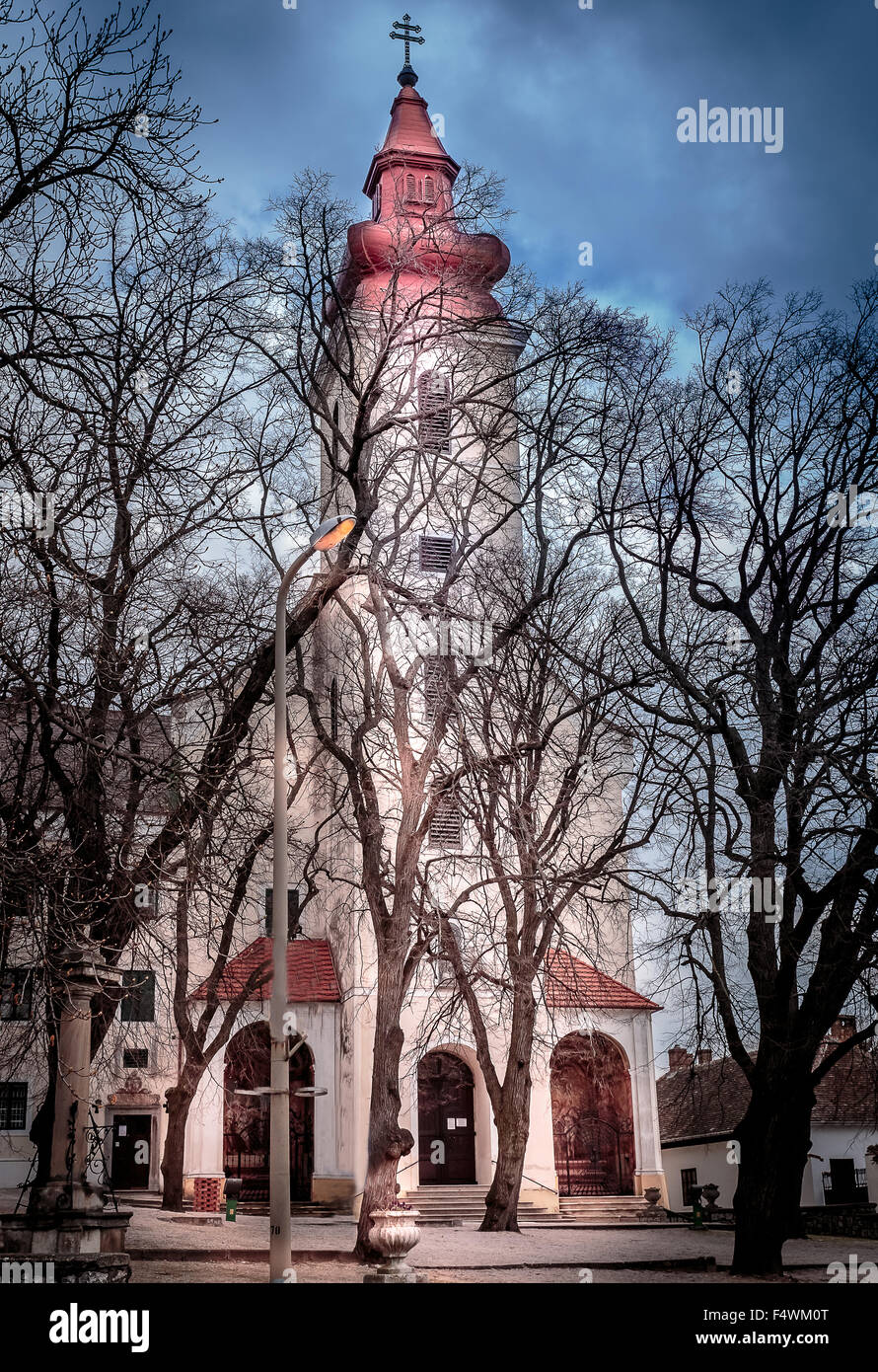 Alte historische Kirche in Sumeg, Ungarn Stockfoto