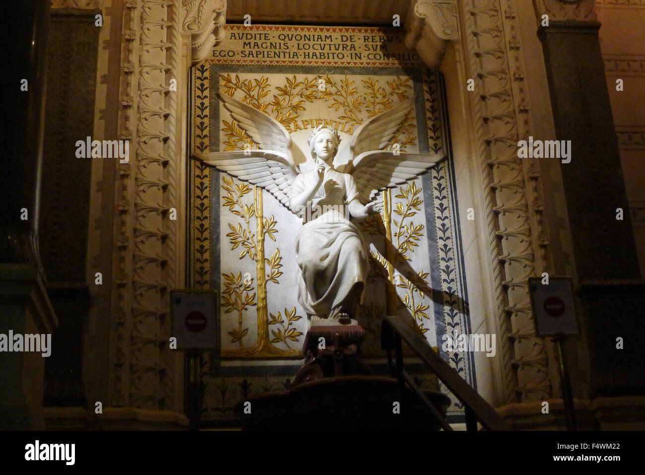 Engel der Basilika von Notre-Dame de Fourvière Stockfoto