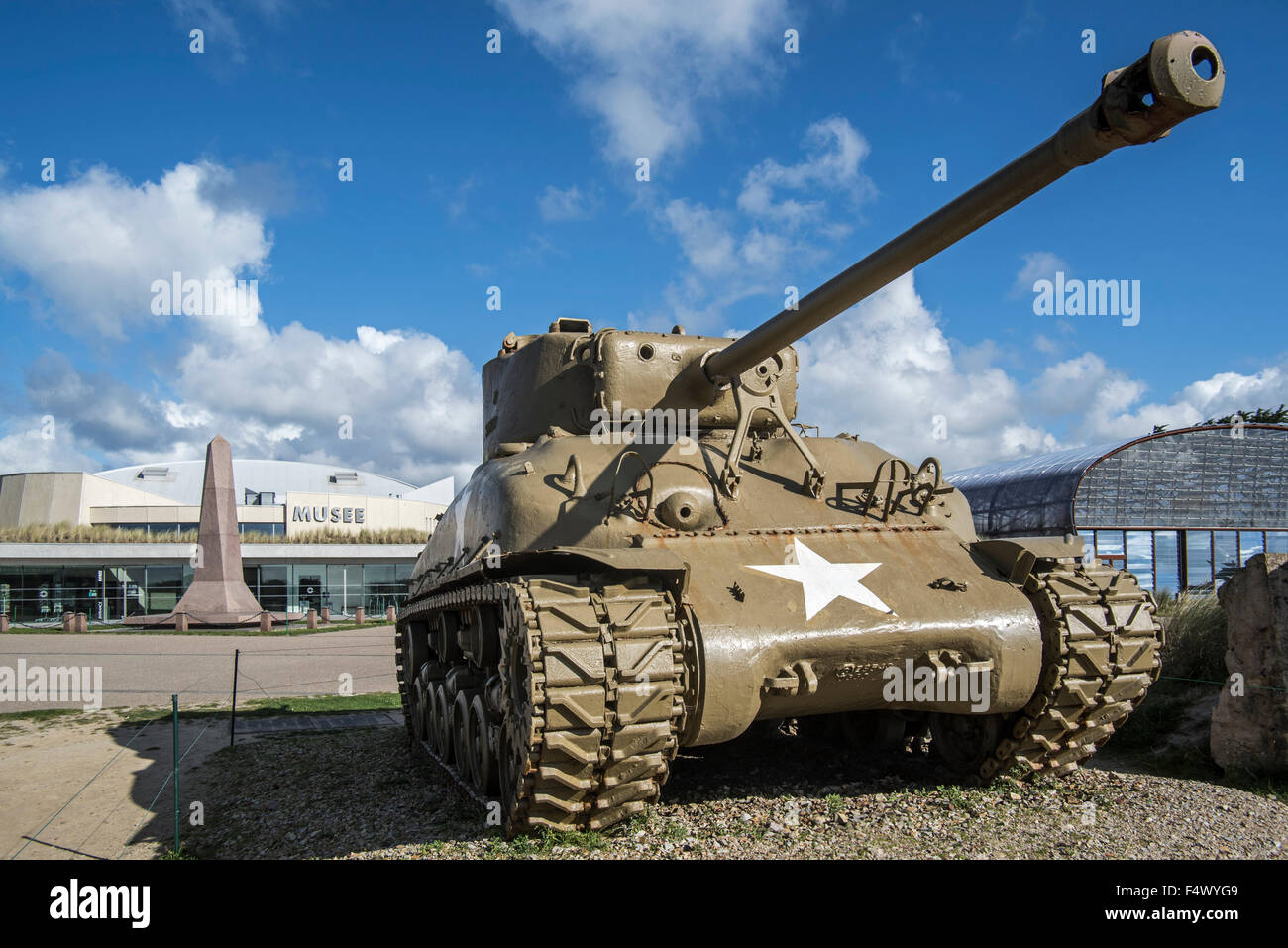 Amerikanischen M4 Sherman tank, Musée du Débarquement Utah Beach, zweiten Weltkrieg Museum in Sainte-Marie-du-Mont, Normandie, Frankreich Stockfoto
