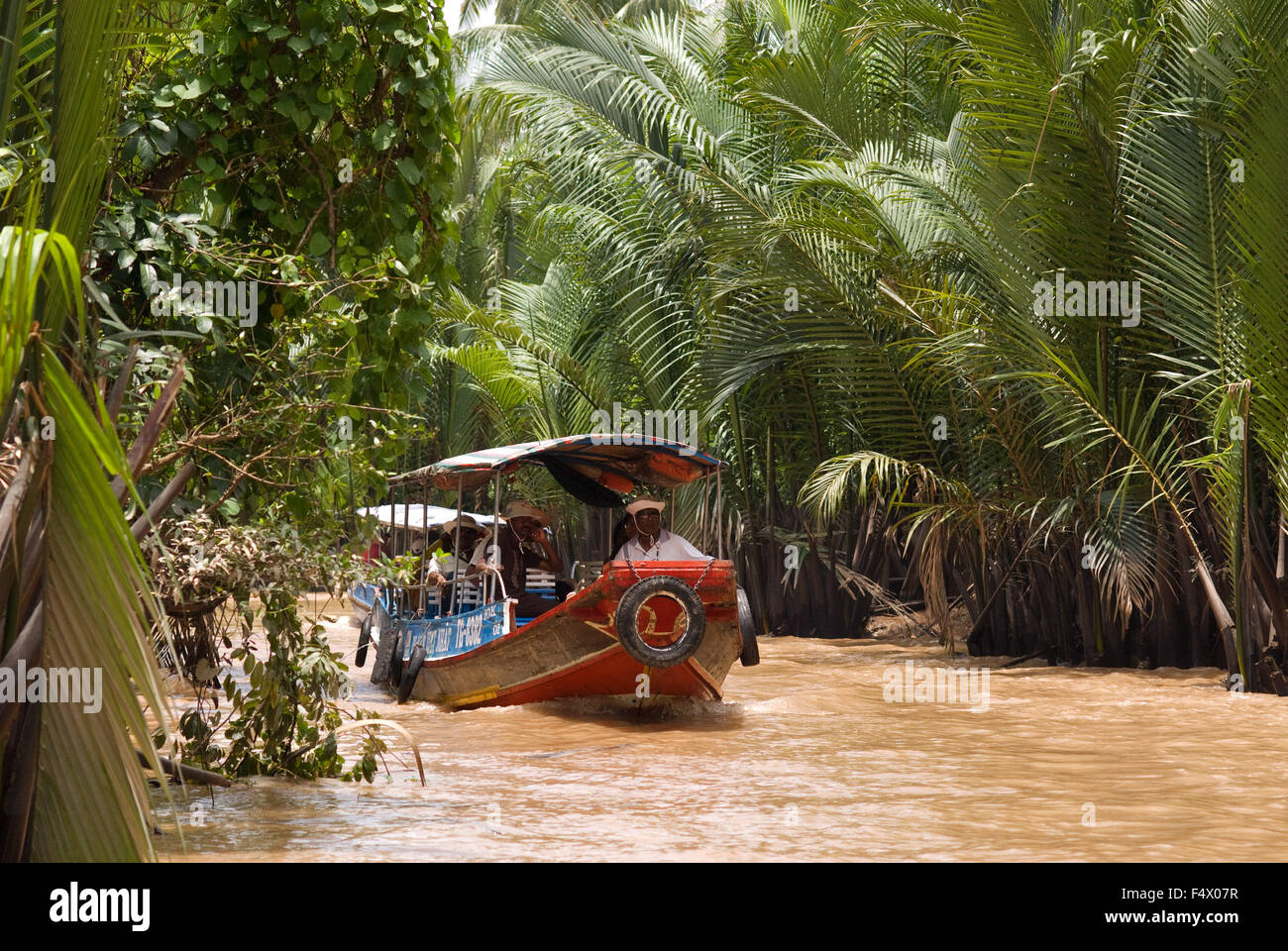 Recorrido de Barco Por Las Aldeas Cercanas ein My Tho. Canal de Bao Dinh. Delta del Mekong. Stockfoto