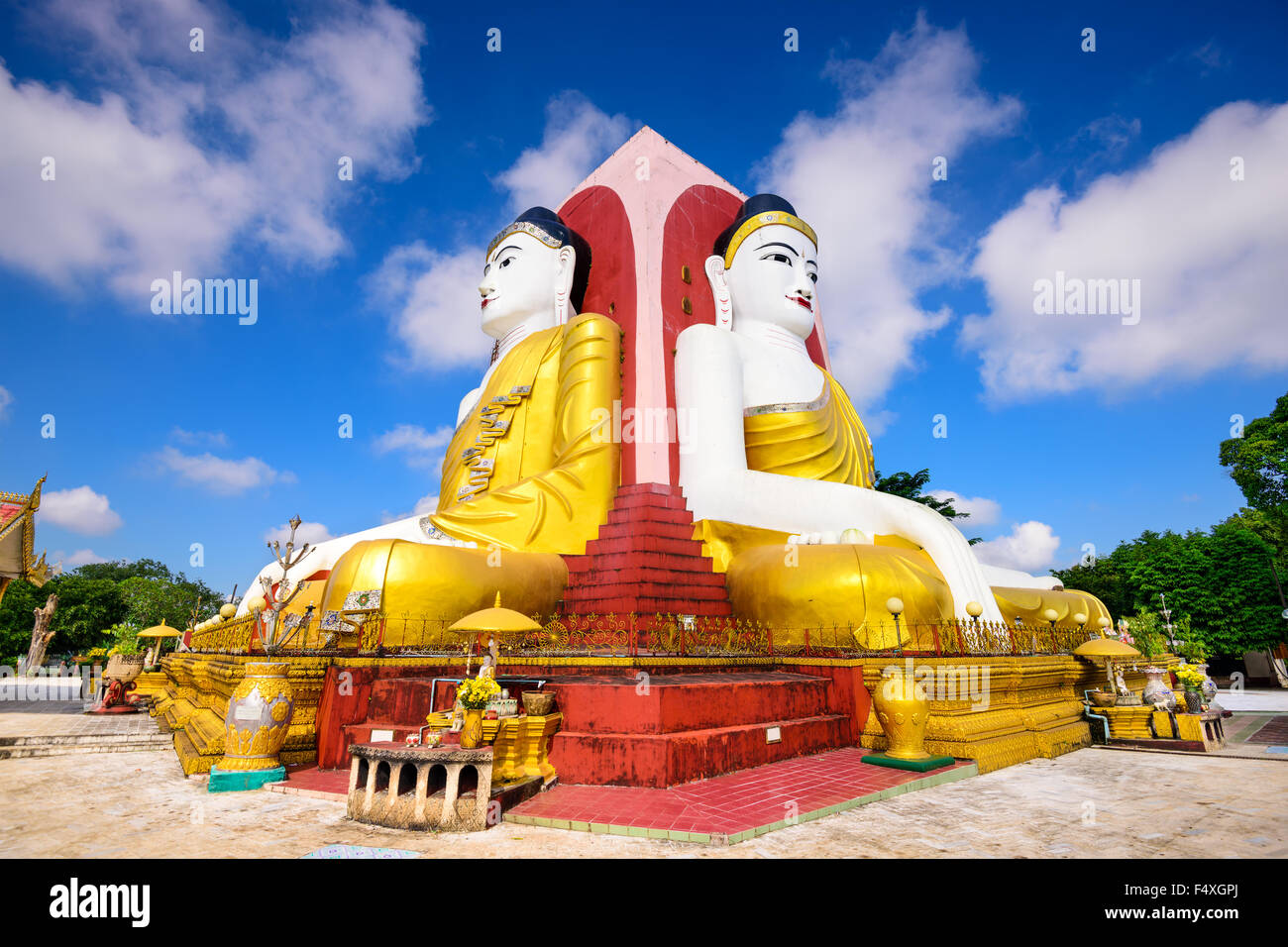 Bago, Myanmar vier Gesichter des Buddha am Kyaikpun Buddha. Stockfoto