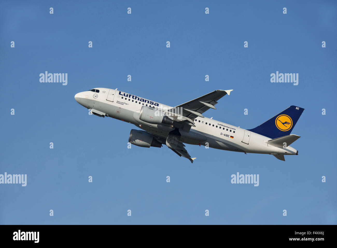 Lufthansa Airbus A319-100, Klettern, D-AIBE Stockfoto