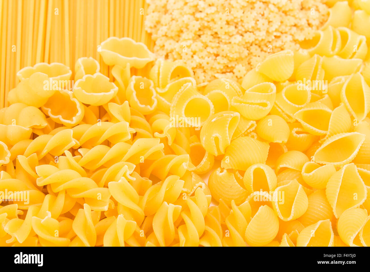 Vielseitige italienische Pasta einen Haufen. Stockfoto