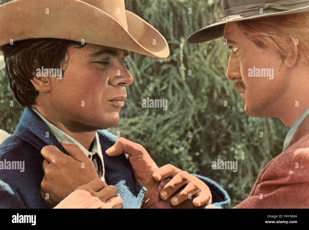 Der Schauspieler Robert Redford und Robert Blake in einer Szene aus dem Film "Sagen Sie Willie Boy Is Here", 1969 Stockfoto