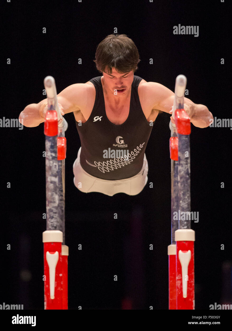Glasgow, Schottland. 25. Oktober 2015. Abb. Künstlerische Gymnastik-Weltmeisterschaften. Tag drei. Bildnachweis: Aktion Plus Sport/Alamy Live-Nachrichten Stockfoto