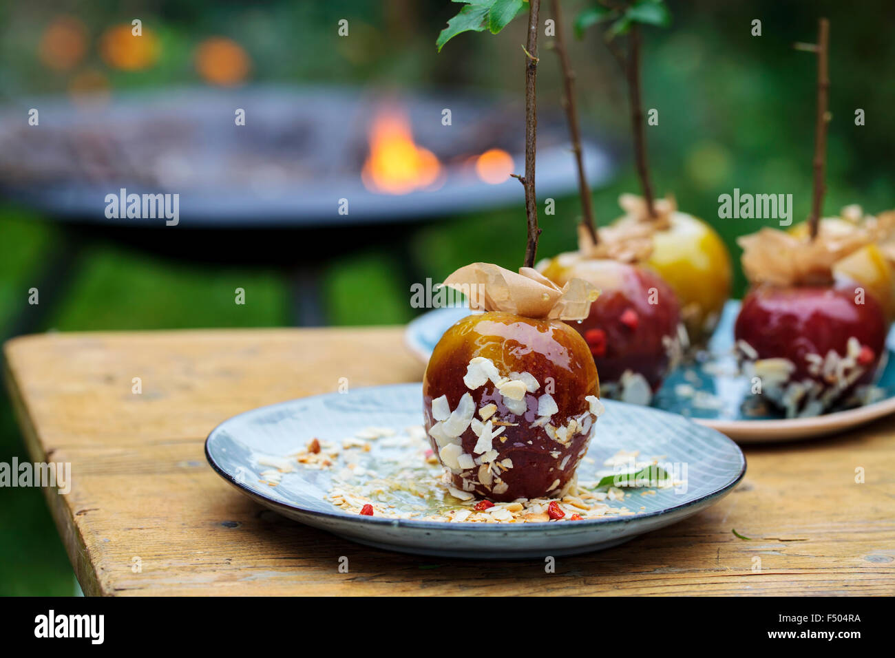 Bonfire night food -Fotos und -Bildmaterial in hoher Auflösung - Seite ...