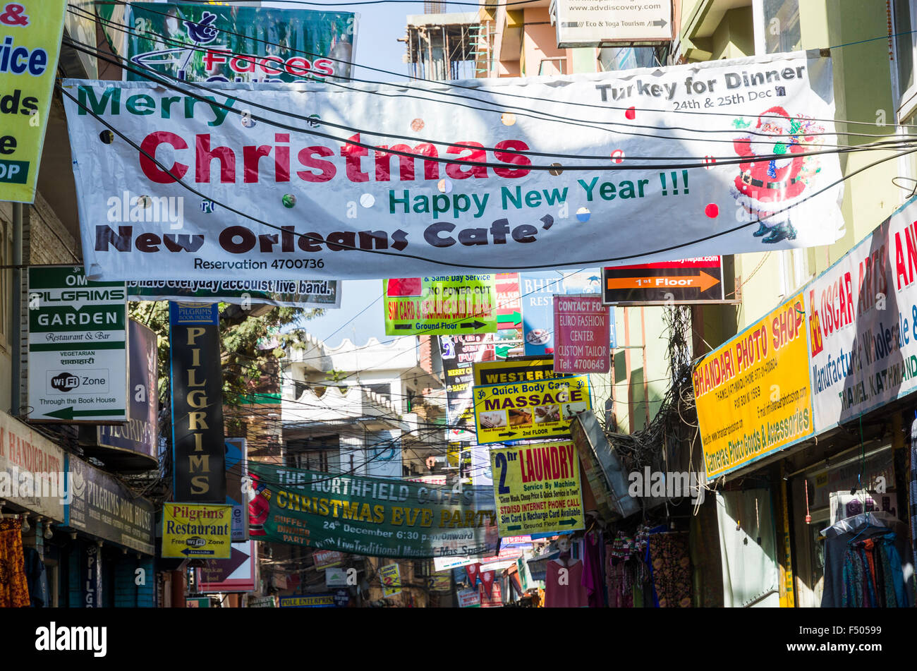 Mit Poster streetszene inviding zu einer Weihnachtsfeier Stockfoto