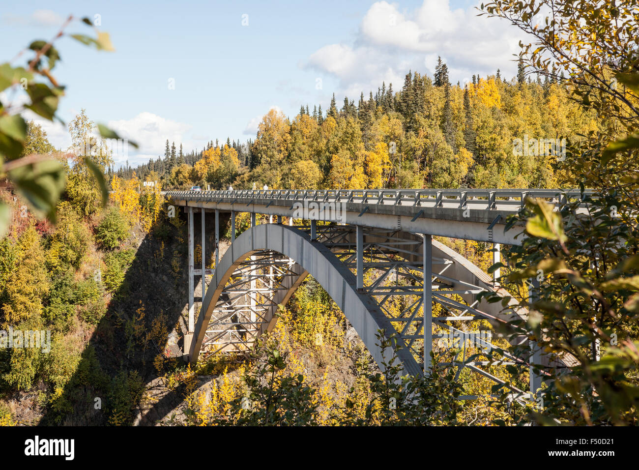 Hurrikan-Gulch-Brücke am George Parks Highway in Alaska. Stockfoto