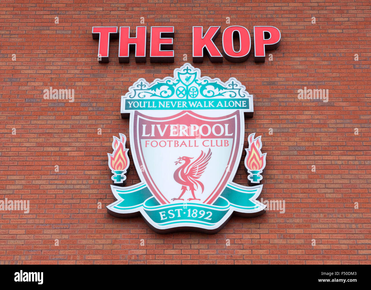 Liverpool Fc Logo Stockfotos und -bilder Kaufen - Alamy