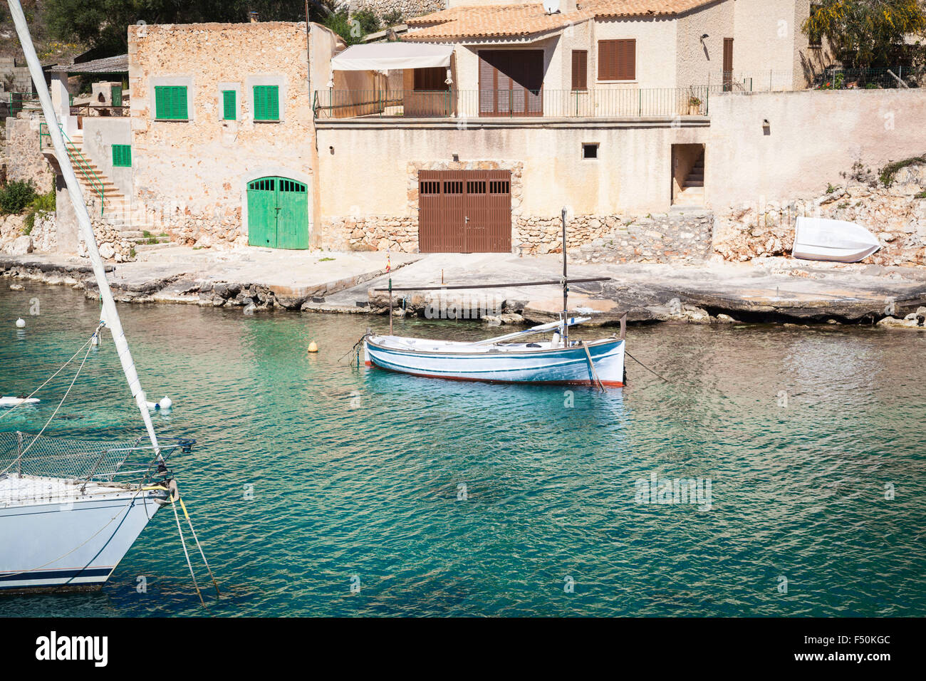 Boote im Hafen von Cala Figueira, Mallorca Stockfoto