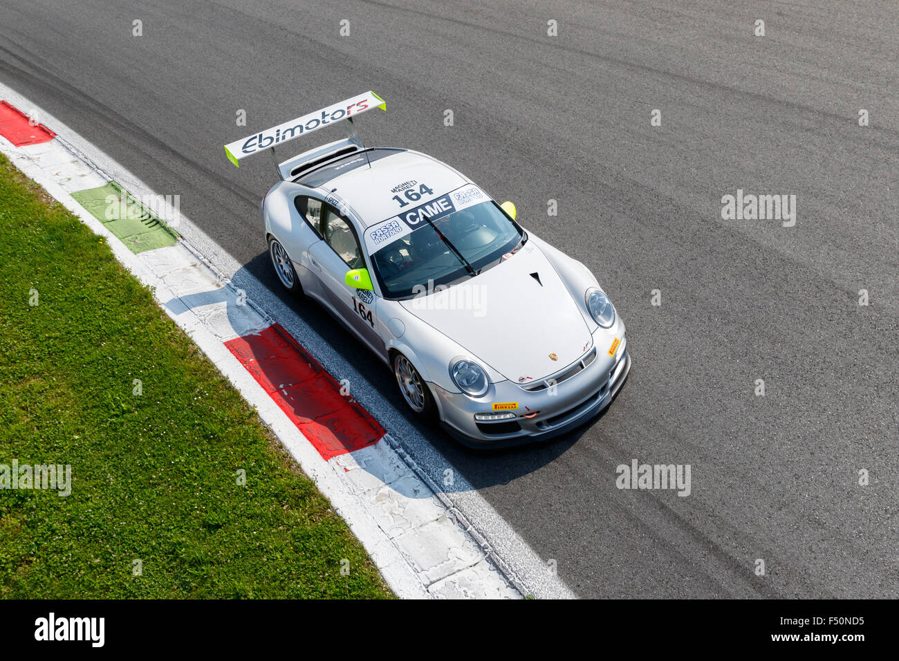 Monza, Italien - 30. Mai 2015: Porsche 997 von SPEZZAPRIA Giacomo angetrieben, während die C.I Franturismo - Rennen im Autodromo Nazion Stockfoto