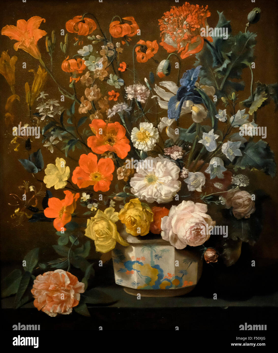 Blumen in einer Vase von Chantilly, um 1760, Louis Tessier Stockfoto