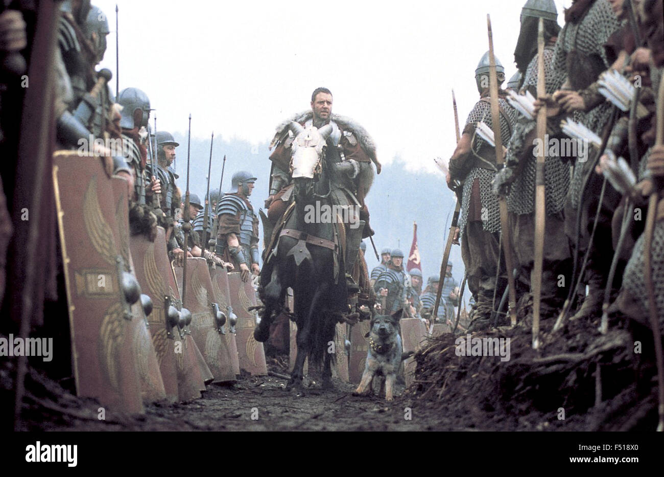 Gladiator ist ein episches Historiendrama 2000-Film unter der Regie von Ridley Scott, mit Russell Crowe.  Dieses Foto ist nur zu redaktionellen Zwecken und unterliegen dem Copyright von der Filmgesellschaft und/oder der Fotograf von dem Film oder der Firma zugeordnet und kann nur durch Veröffentlichungen im Zusammenhang mit der Förderung der oben genannten Film reproduziert werden. Eine obligatorische Gutschrift auf die Filmgesellschaft ist erforderlich. Der Fotograf sollte auch angerechnet werden, wenn bekannt. Stockfoto