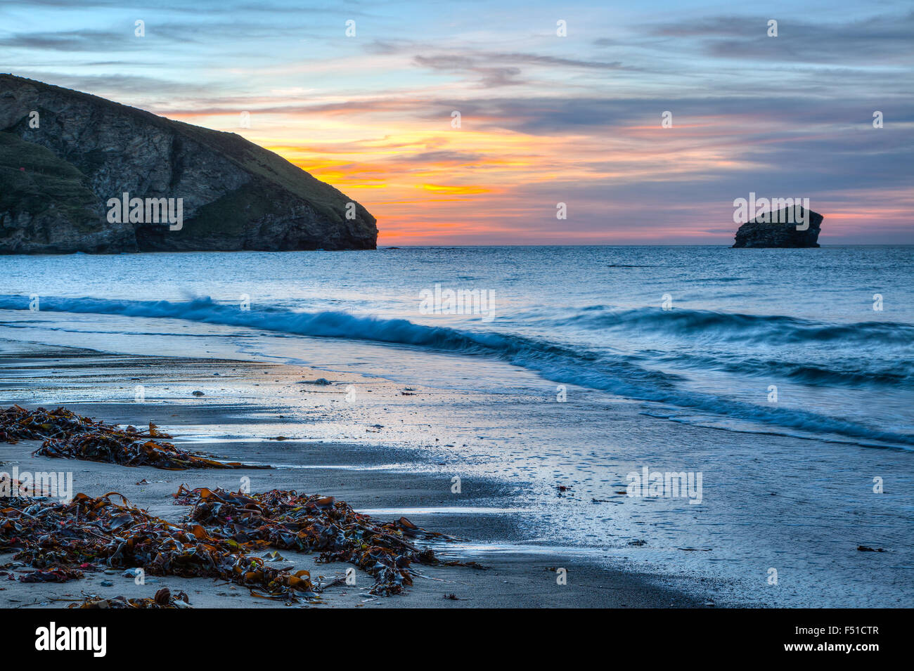 Sonnenuntergang am Strand von Portreath Cornwall England UK Europa Stockfoto