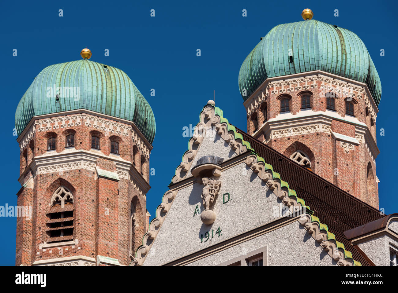 München-Türme der Frauenkirche Symbol Sightseeing blauer Himmel Giebel Turm um sphärische Kugel Schönwetter, Home, Segment, Tele, Stockfoto